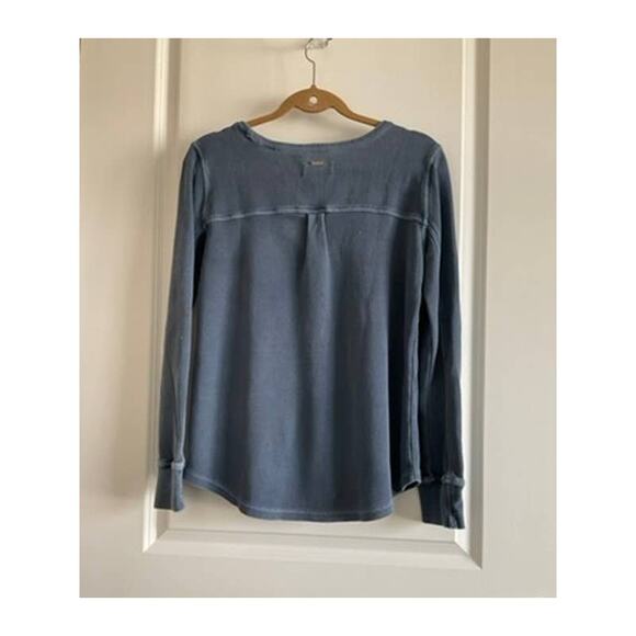 The Normal Brand Ribbed V Neck Top Shirt Long Sleeves Blue Women's M - Picture 2 of 8